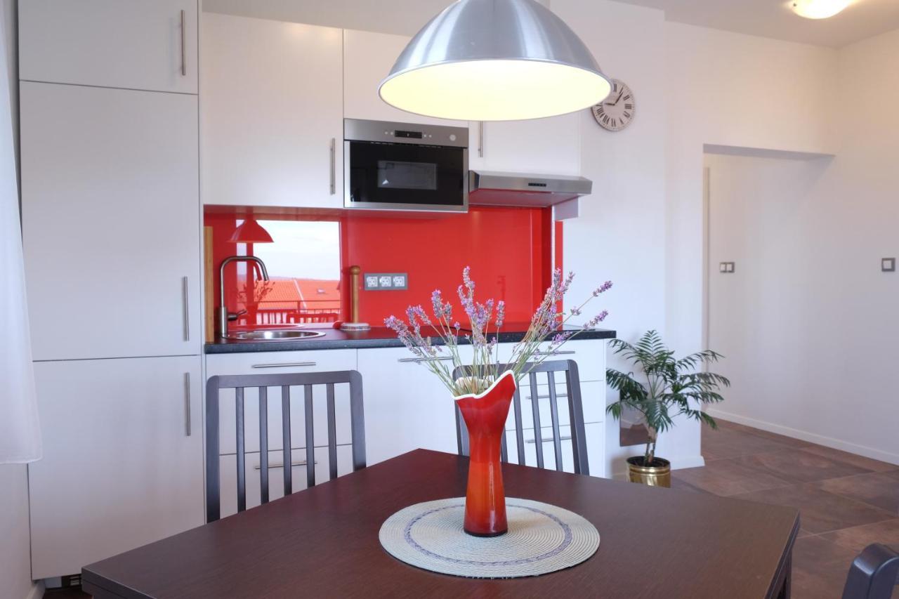 Apartmani Mojca セルツェ エクステリア 写真